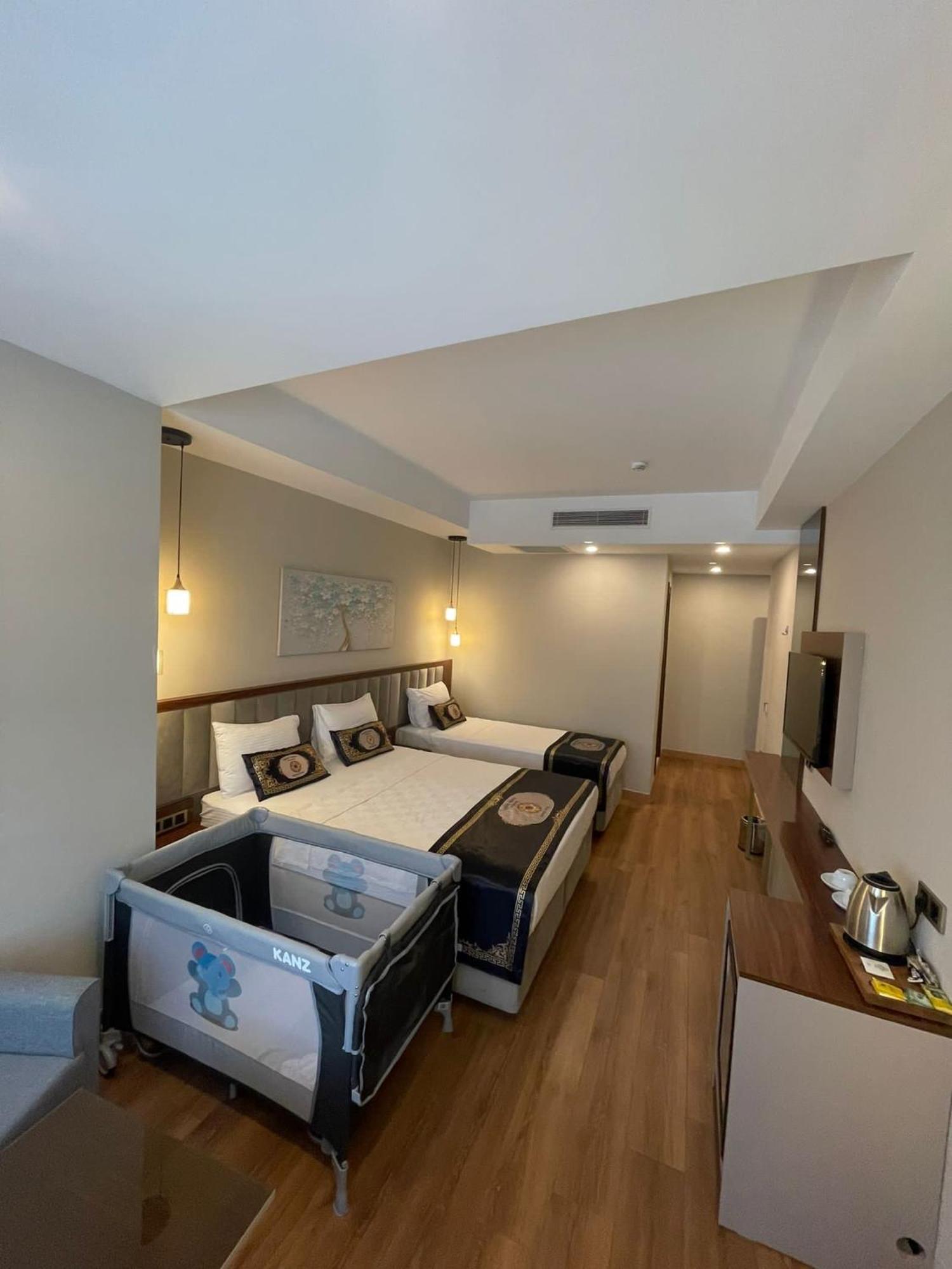 Grand Hamit By Karadayi Airport Hotel Arnavutkoy Extérieur photo